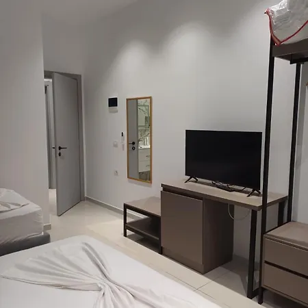 Summer Hotel