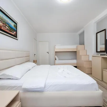 Hotel Summer 3*