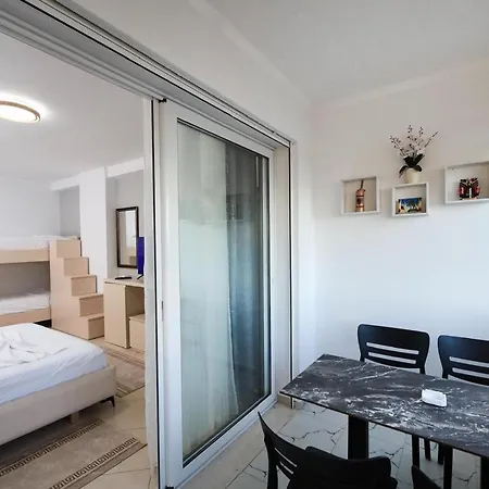Summer Hotel