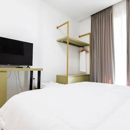 Otel Summer