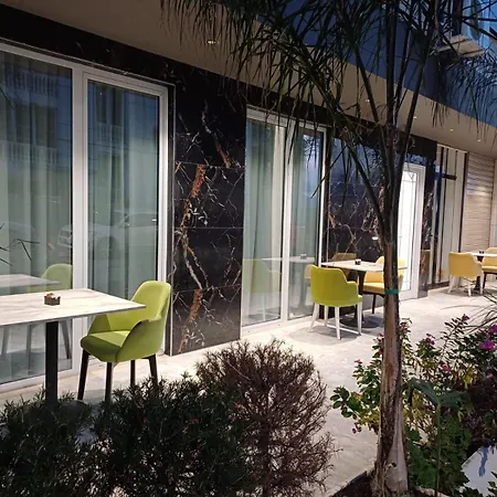Otel Summer